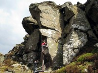 Rob Fielding making an ascent of Endless Flight Direct (E8 7a) at Great Wanney