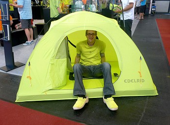 Sebastian StrauB sits it out in the new Edelrid Crux tent. That's right the base of the tent is a bouldering pad.  © Mick Ryan - UKClimbing.com