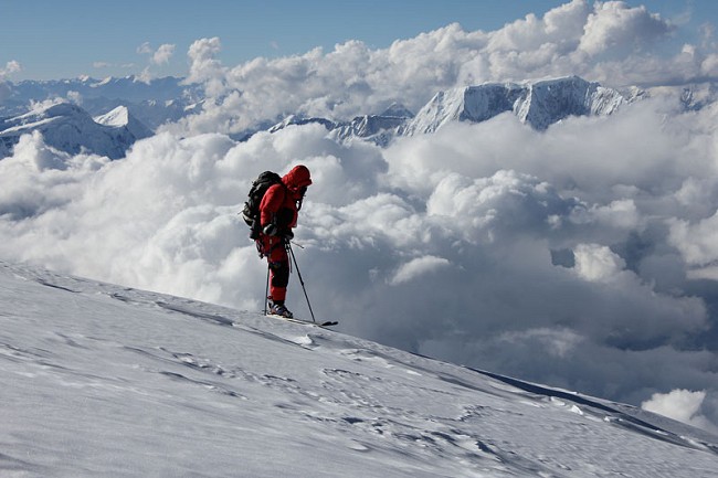 Manaslu - 8000m skiing .... solitude and peace  © Fredrik Östman