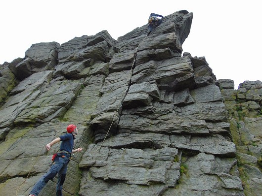 Finishing a lead of Mississippi Crack (S 4a) at Windgather  © ian2707
