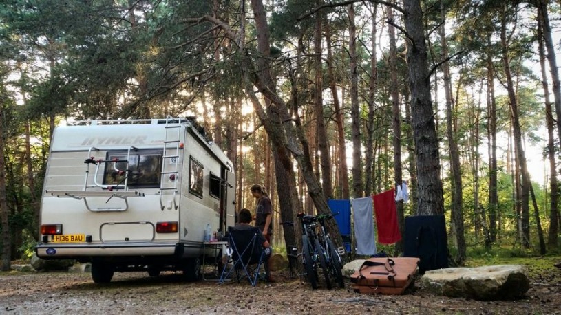 Camping au gorge chats france in fontainebleau Campsite Fontainebleau