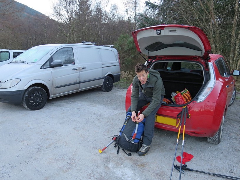 Plenty of boot space for outdoor gear  © Es Tresidder
