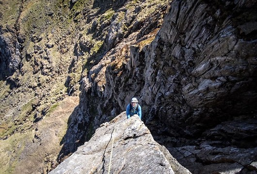 Looking back down from the top of pitch 5.  © Finn Curry
