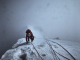 Paul Figg making the last few moves to the summit of Janhukot in the Garwhal Himalaya<br>© Malcolm Bass