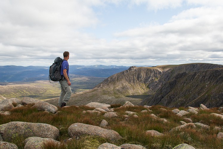 Backpacking on Beinn a' Bhuird, and I seem to have the hill to myself  © Dan Bailey - UKHillwalking.com