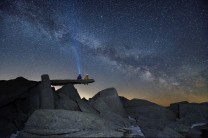 Milky way on the Cantilever stone at Glyder Fach